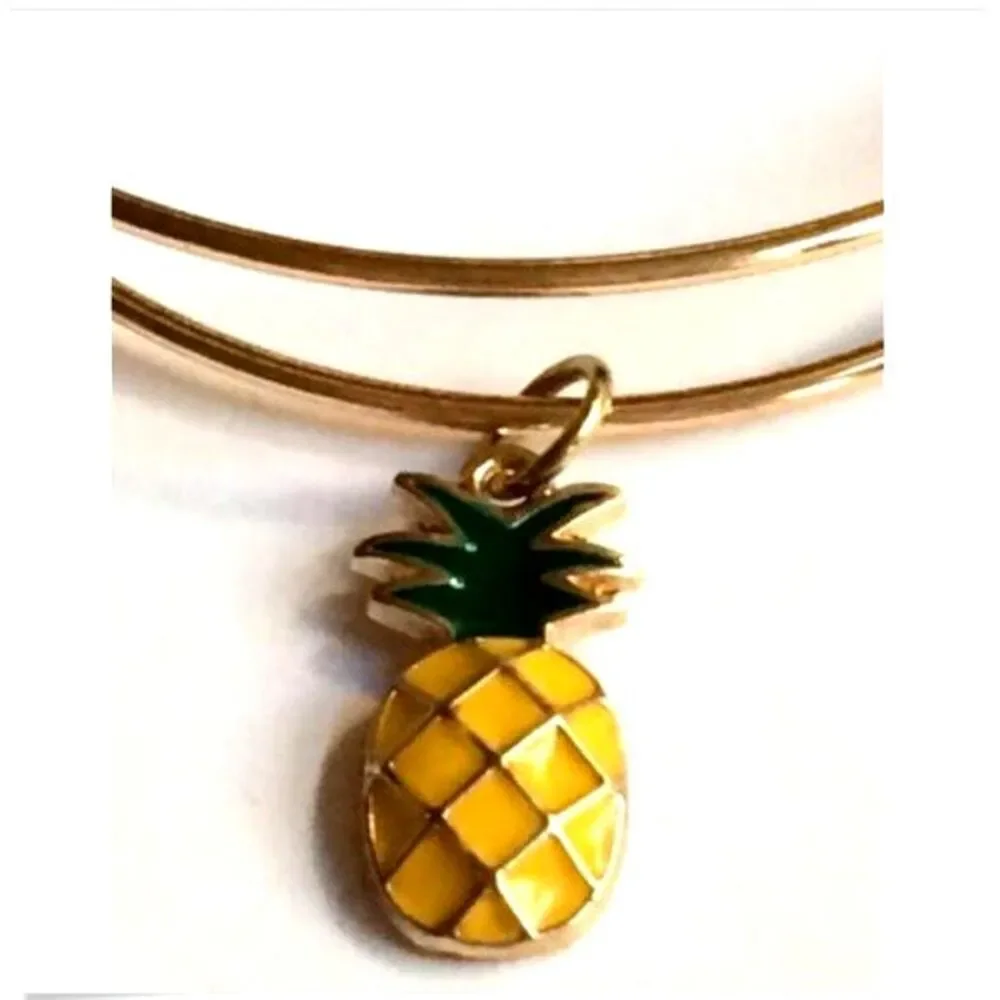 Gold Tone Pineapple Charm Bracelet Adjustable Island Beach Hawaiian Enamel Fruit